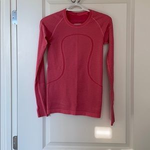 Women’s Lululemon Swiftly Tech Longsleeve